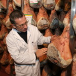 Showing key identification marks