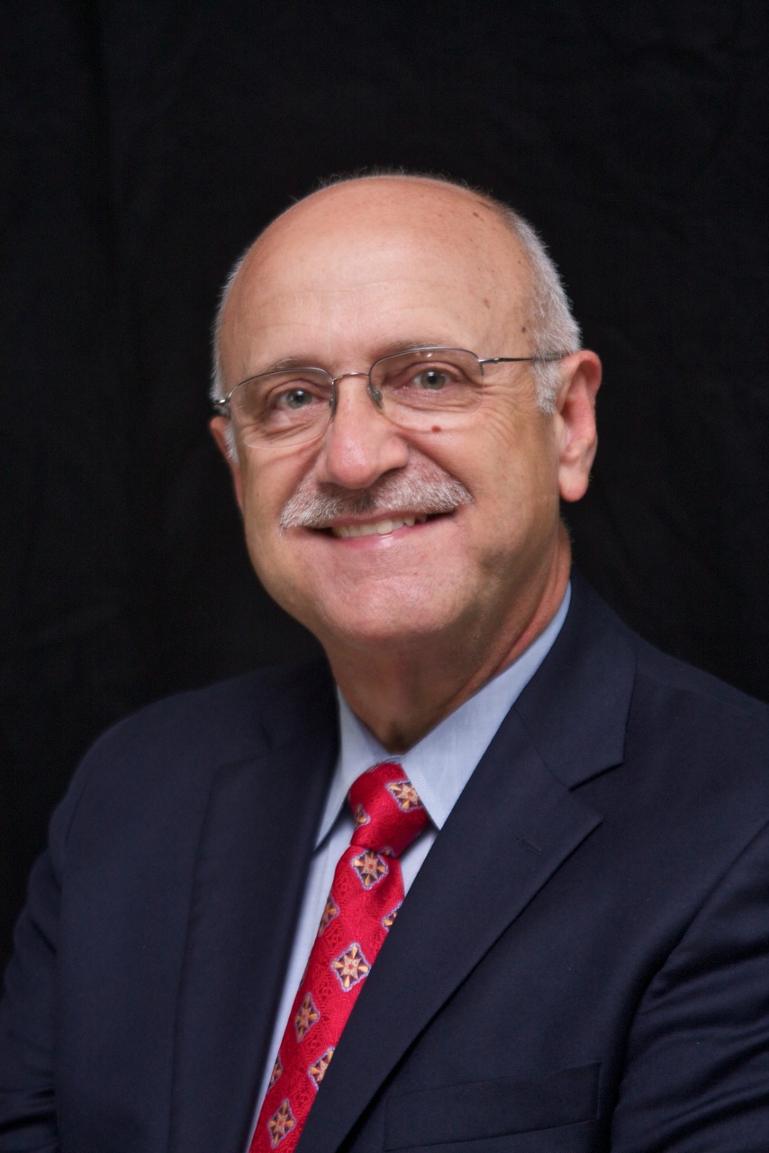 Savell named university distinguished professor