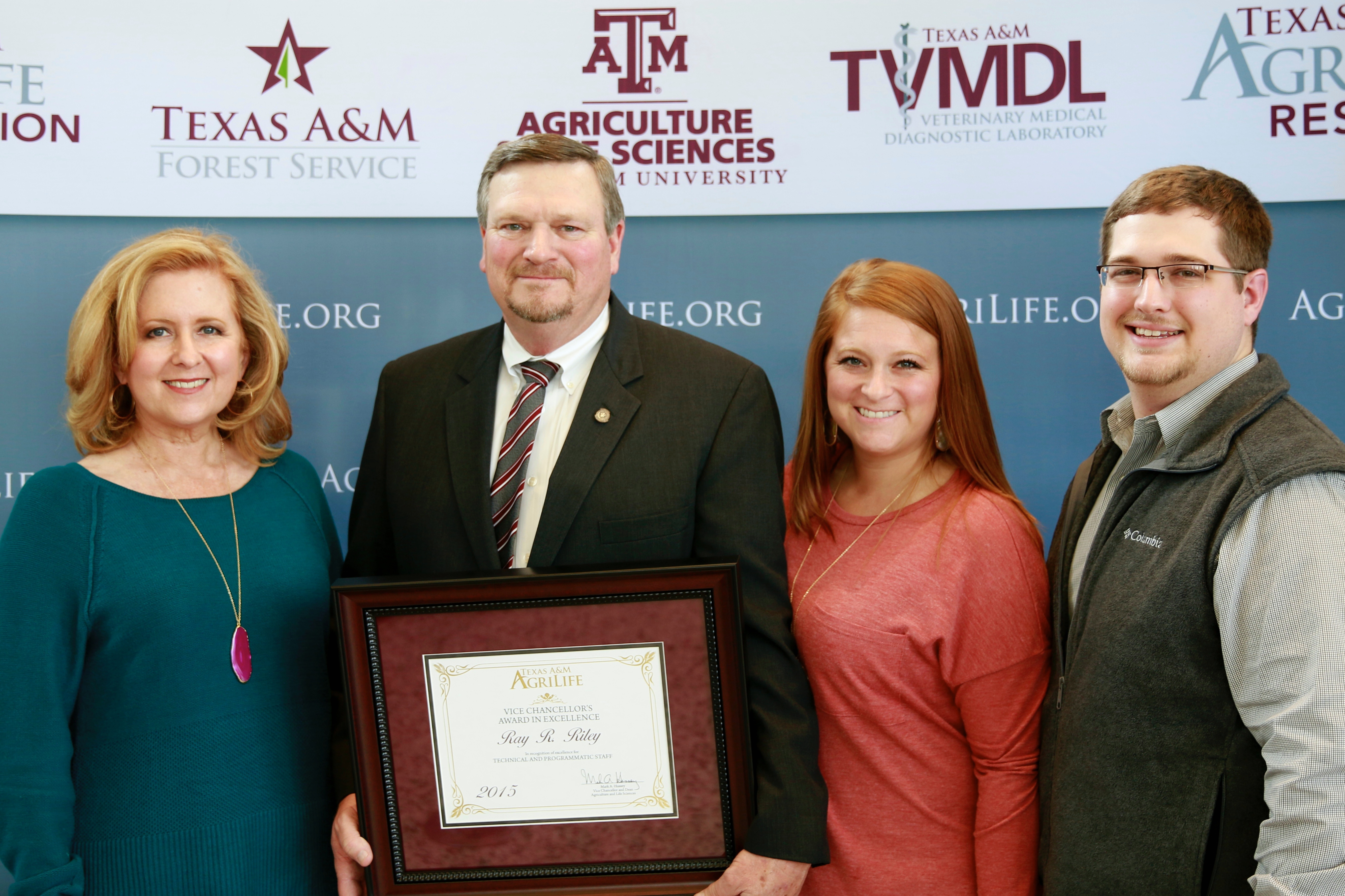 Riley receives Vice Chancellor Award in Excellence